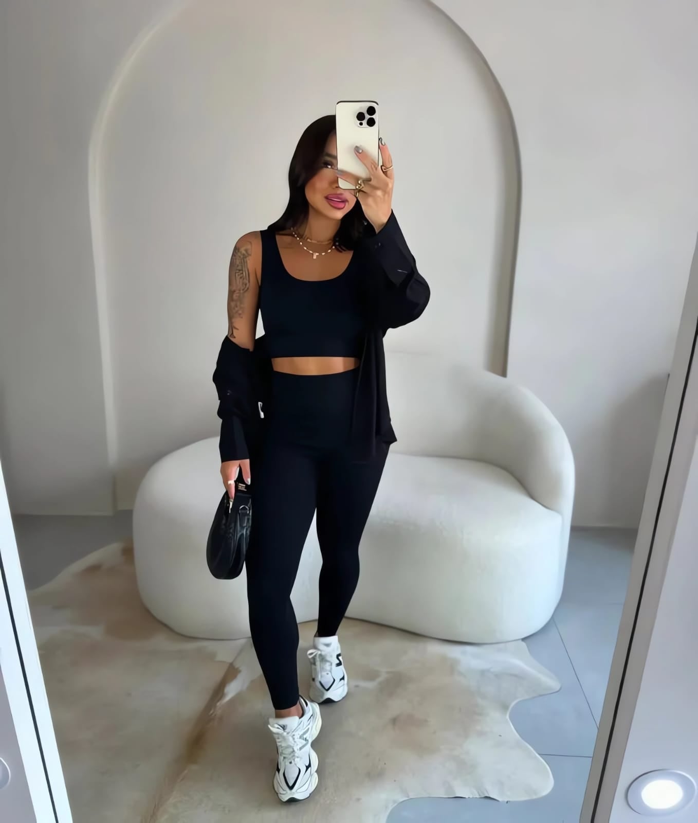 Kit Fitness 3 Peças – Conforto, Estilo e Performance para Sua Rotina!